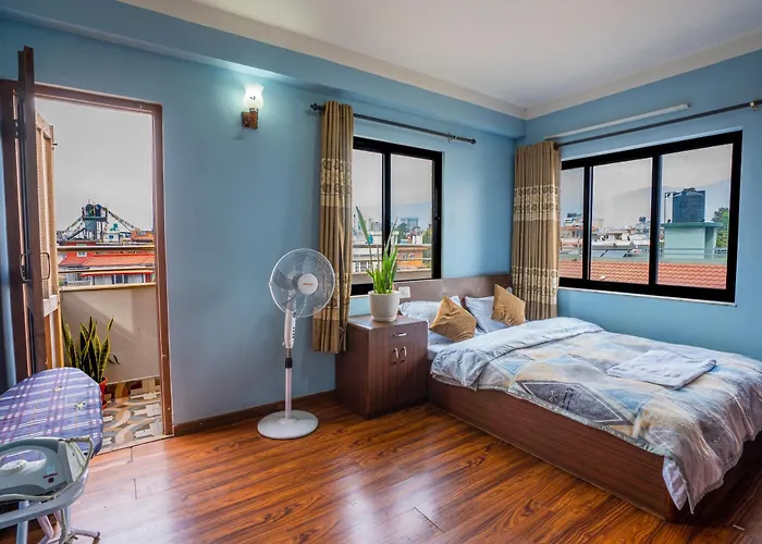 Appartement Stunning View With Private Rooftop & Balcony *