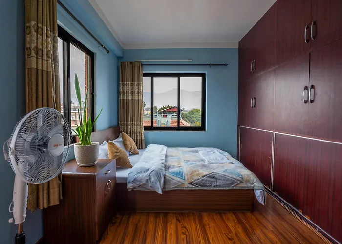 Appartement Stunning View With Private Rooftop & Balcony *
