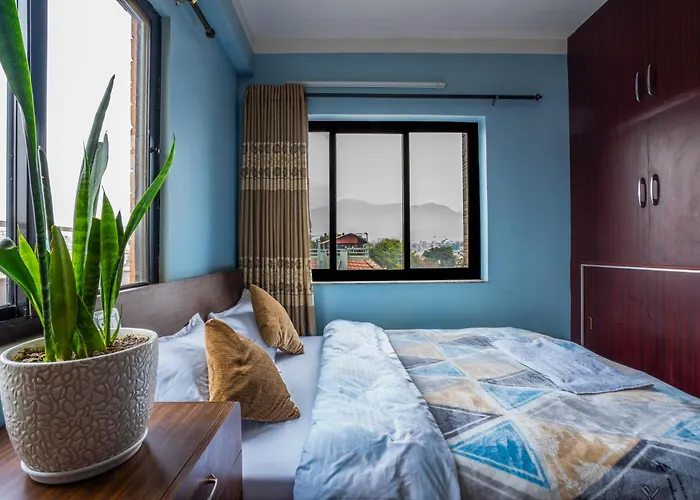 Stunning View With Private Rooftop & Balcony Appartement *